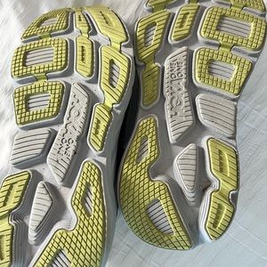 HOKA Tennis shoe